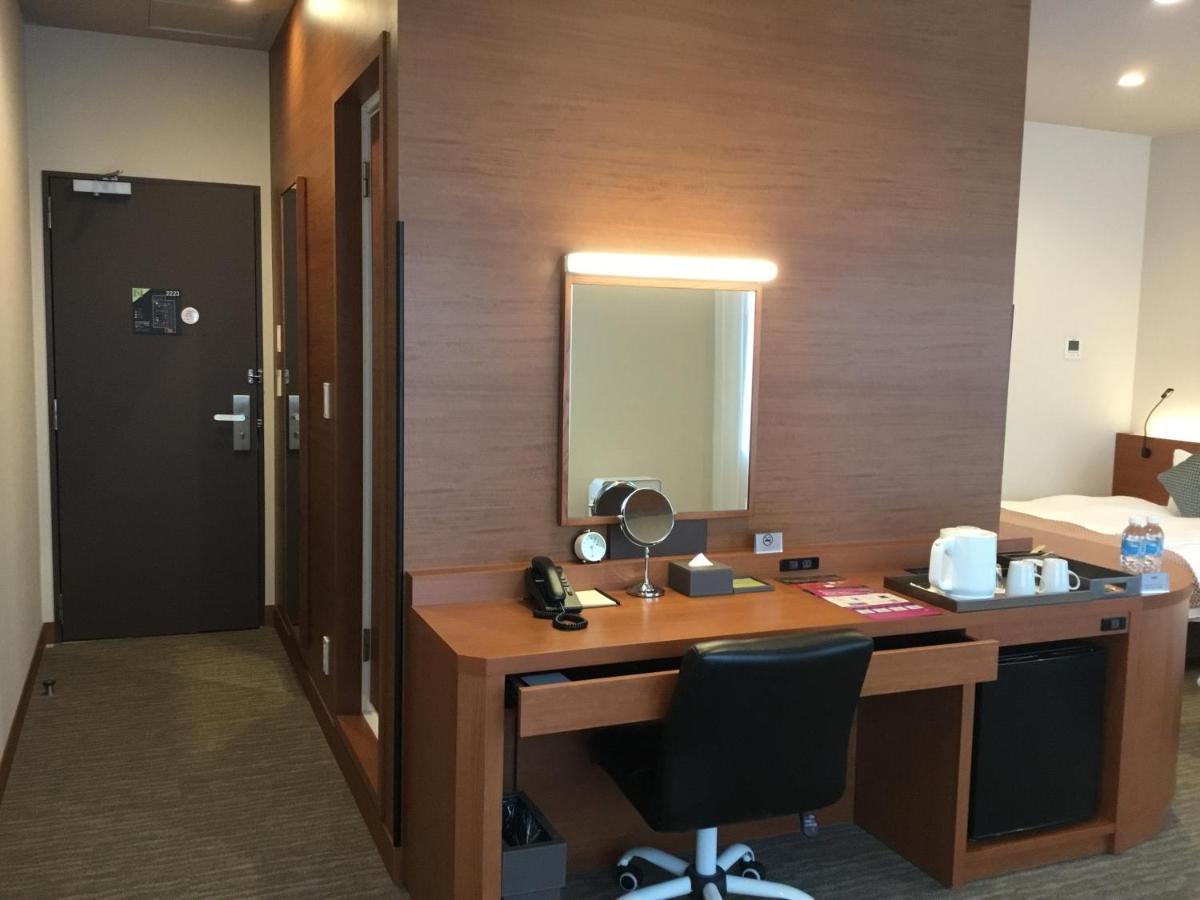 Odysis Suites Osaka Airport Hotel Изуми-Сано Екстериор снимка