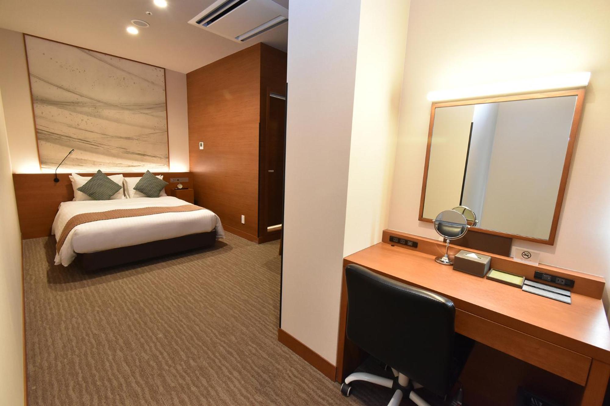 Odysis Suites Osaka Airport Hotel Изуми-Сано Екстериор снимка